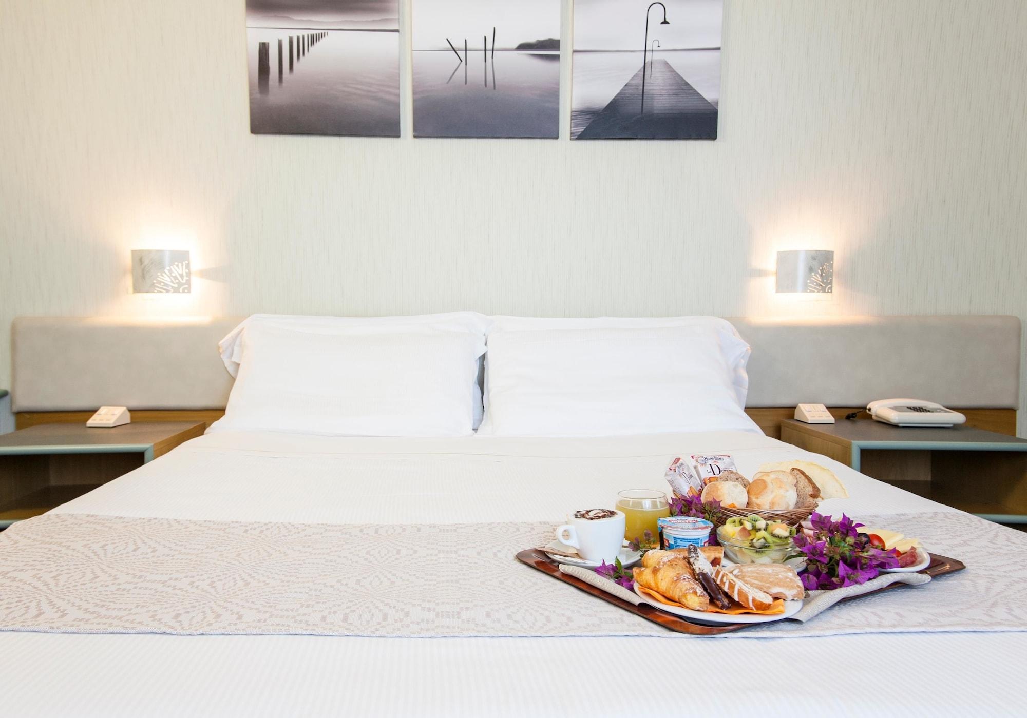 Best Western Hotel Residence Italia Quartu Sant'Elena Exterior photo
