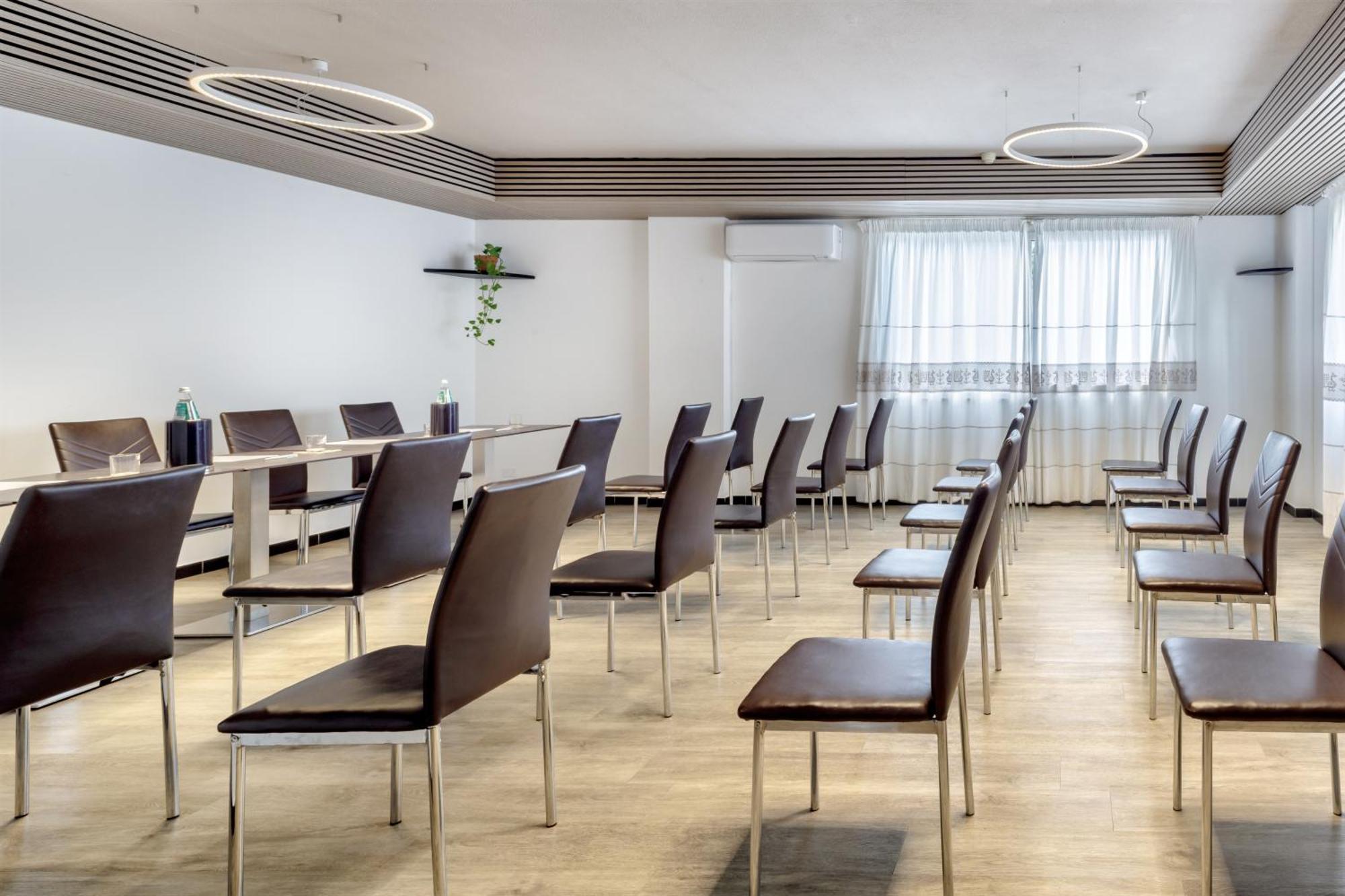 Best Western Hotel Residence Italia Quartu Sant'Elena Exterior photo
