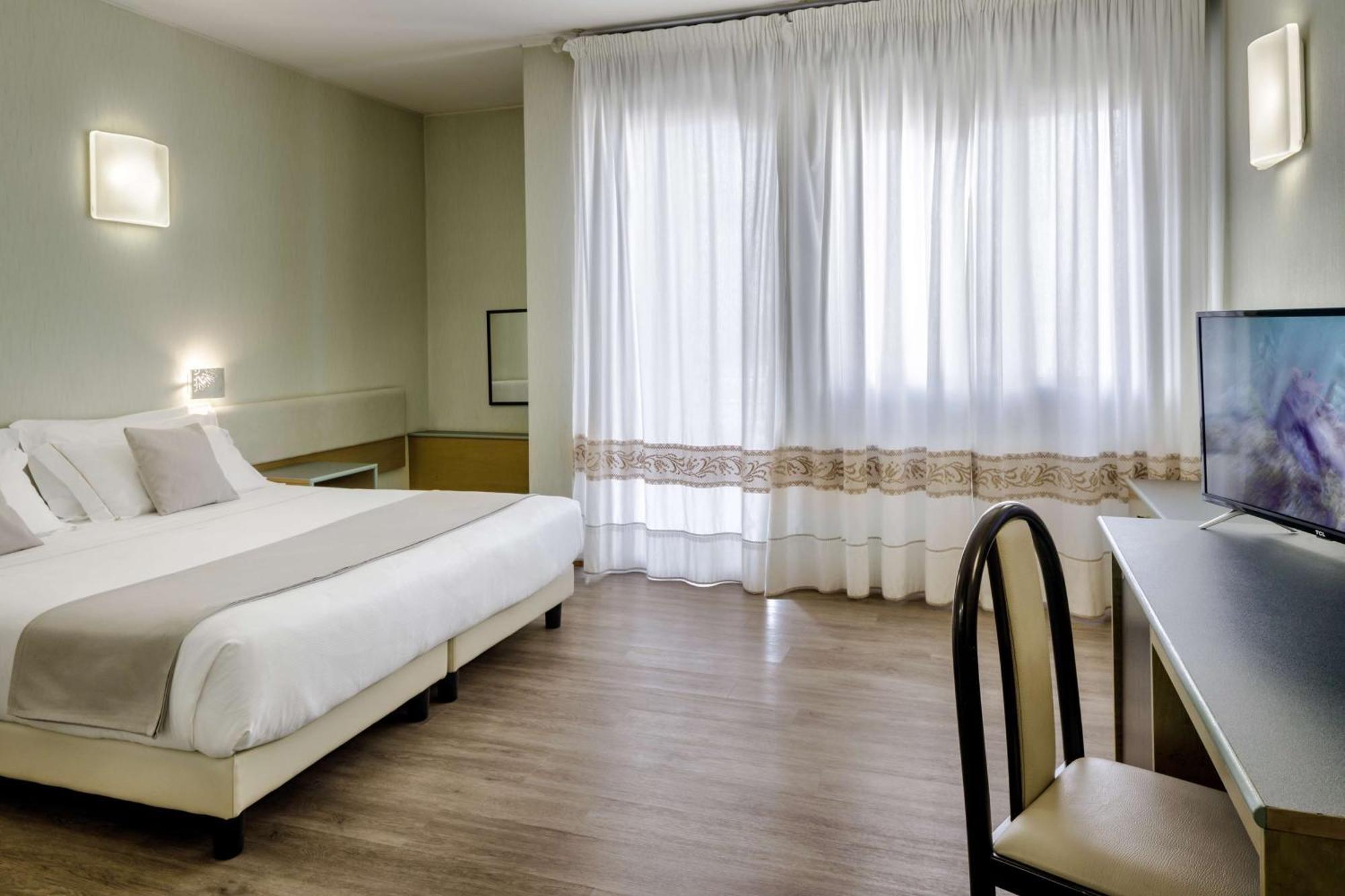 Best Western Hotel Residence Italia Quartu Sant'Elena Exterior photo